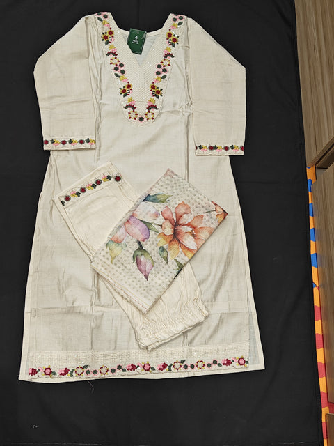 Kurta/Pant/Dupatta- 3 piece suit